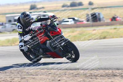media/Oct-14-2023-TrackXperience (Sat) [[0517685739]]/Level 1/session 5 turn 12/